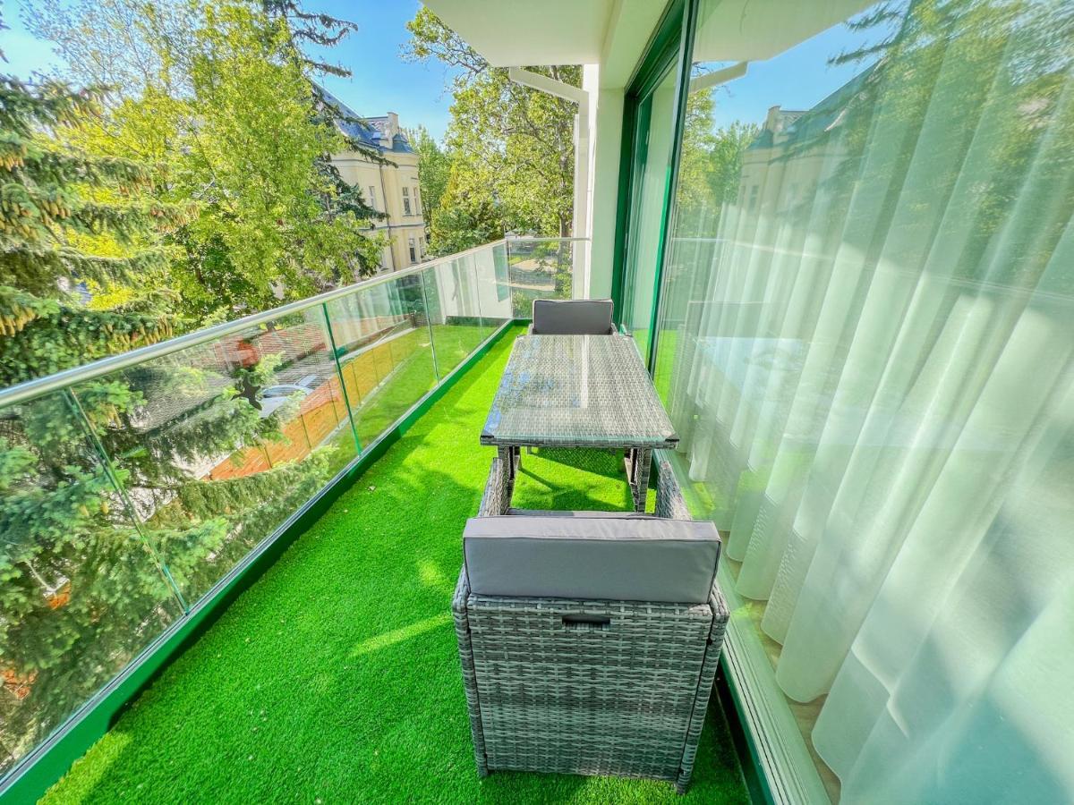 Villa Bauhaus Wellness Apartments 207 - Petiteplage Siofok Exterior photo